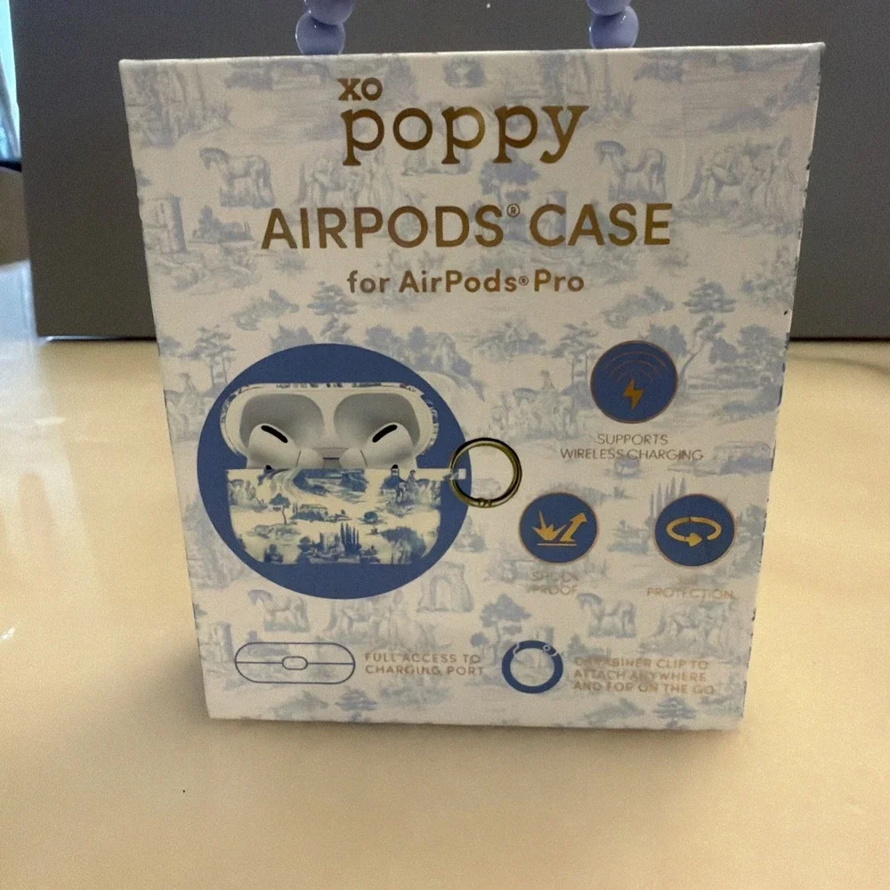 New In Box XO Poppy AirPods Pro Case White Blue Toile Print Pattern Fitted Skin